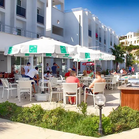 Hotell Club Shark