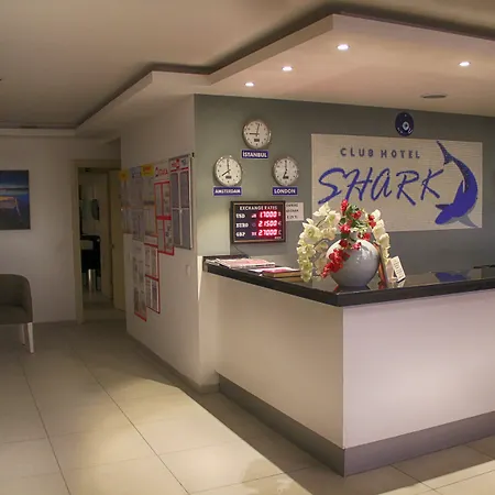 Szálloda Club Shark