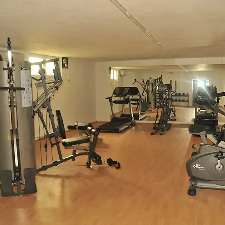 Szálloda Club Shark