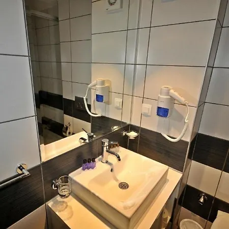 Club Shark Hotel 4*