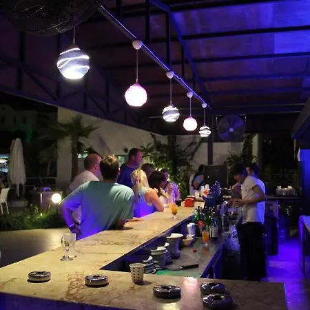 Club Shark Szálloda Gümbet