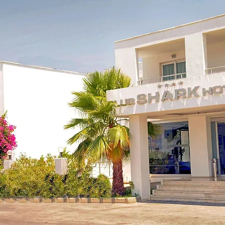Hotell Club Shark