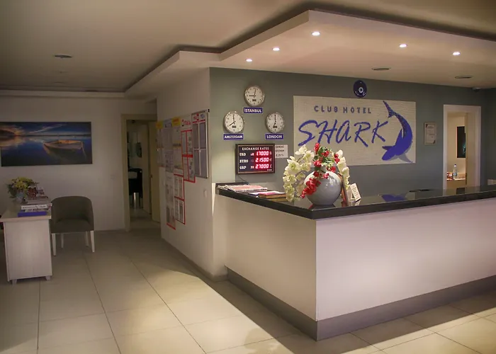 호텔 Club Shark