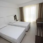 クラブ シャーク