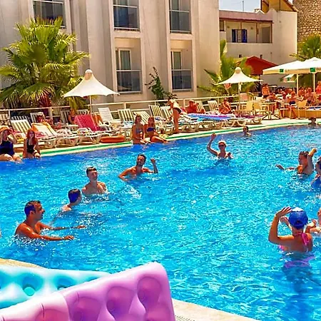 Hotel Club Shark Gümbet