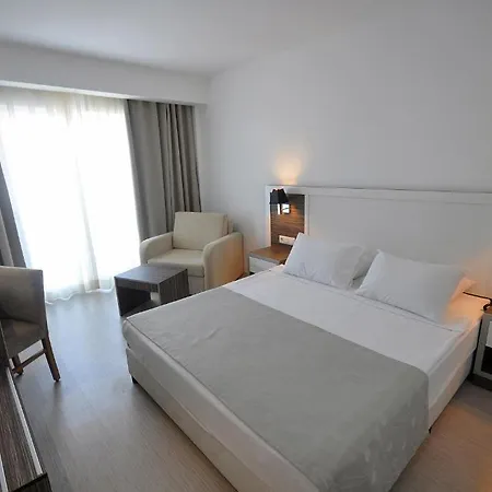 Hotel Club Shark Gumbet